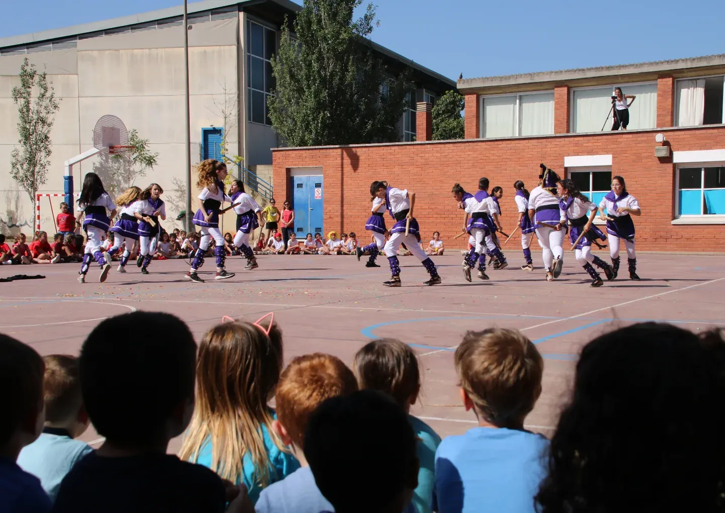 Avui, a més del nostre assaig dels divendres, hem tingut l'oportunitat…