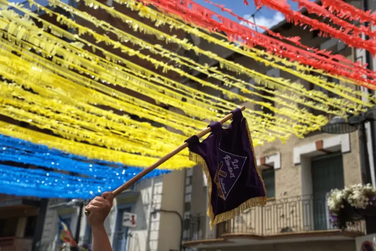 Ahir vàrem actuar a la 1a Trobada Bastonera de Sant Julià de Lòria, i…