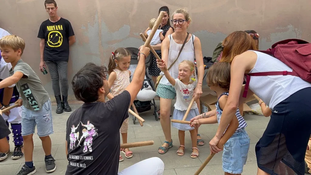 Avui hem estat a Tiana per la seva Festa Major, fent tallers i una… (foto 2)