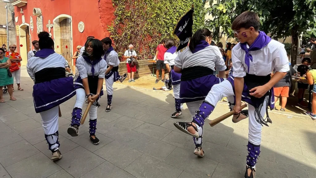Avui hem estat a Tiana per la seva Festa Major, fent tallers i una… (foto 6)