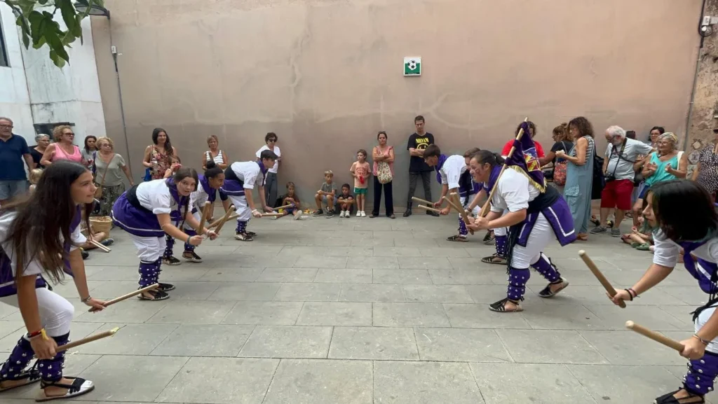 Avui hem estat a Tiana per la seva Festa Major, fent tallers i una… (foto 7)