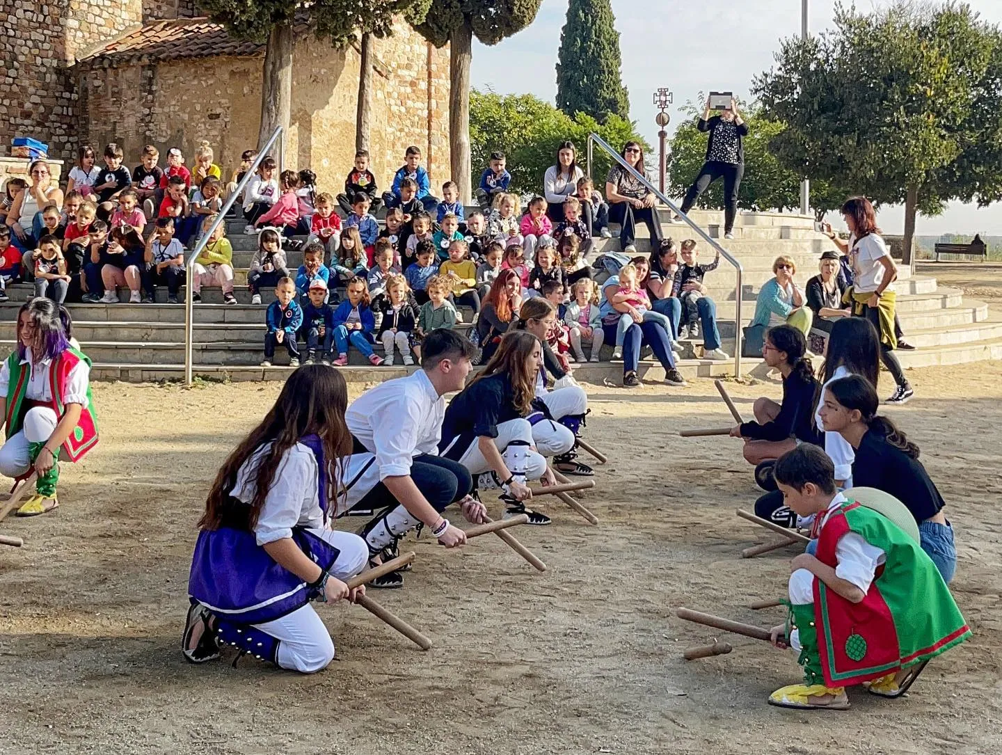 Avui hem col·laborat amb la iniciativa de l’Escola Pablo Picasso i per…