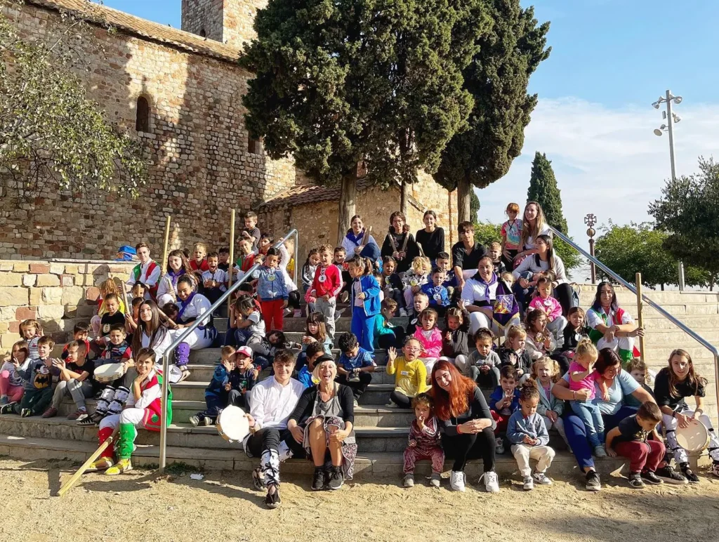 Avui hem col·laborat amb la iniciativa de l’Escola Pablo Picasso i per… (foto 6)