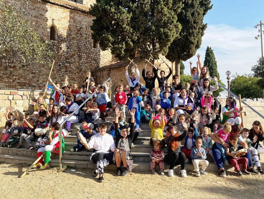 Avui hem col·laborat amb la iniciativa de l’Escola Pablo Picasso i per… (foto 7)