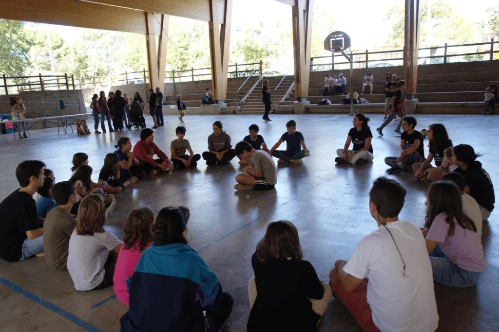 Avui hem participat en la V Trobada Bastonera Infantil, a Cardedeu! (foto 8)