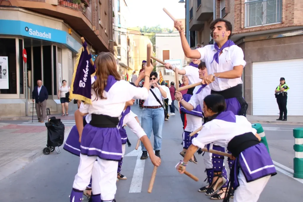 Més fotografies d'aquest cap de setmana on hem celebrat l'agermanament de les colles i ! (foto 5)