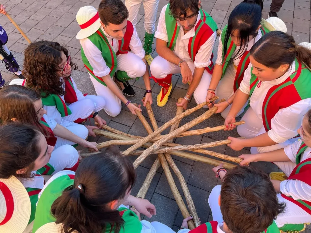 Avui hem iniciat els actes de cultura popular a Barberà del Vallès… (foto 5)