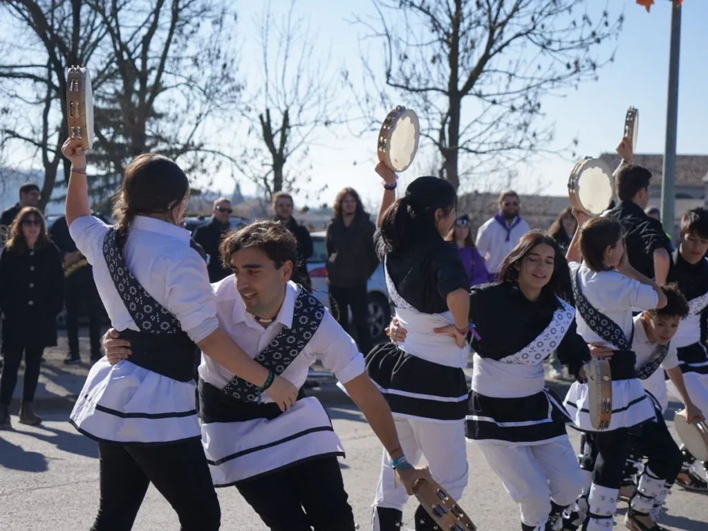 Avui sortida conjunta del i la a Perafita per celebrar, un cop més, la… (foto 4)