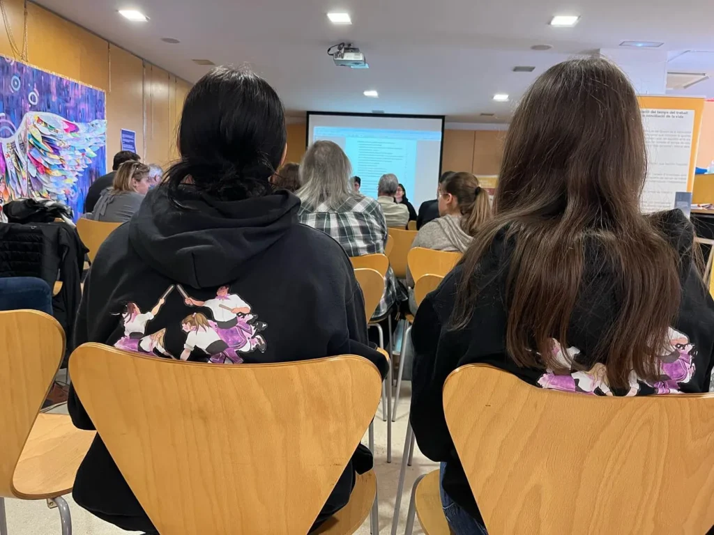 Avui, les nostres tres caps de colla, han donat el tret de sortida a la… (foto 2)