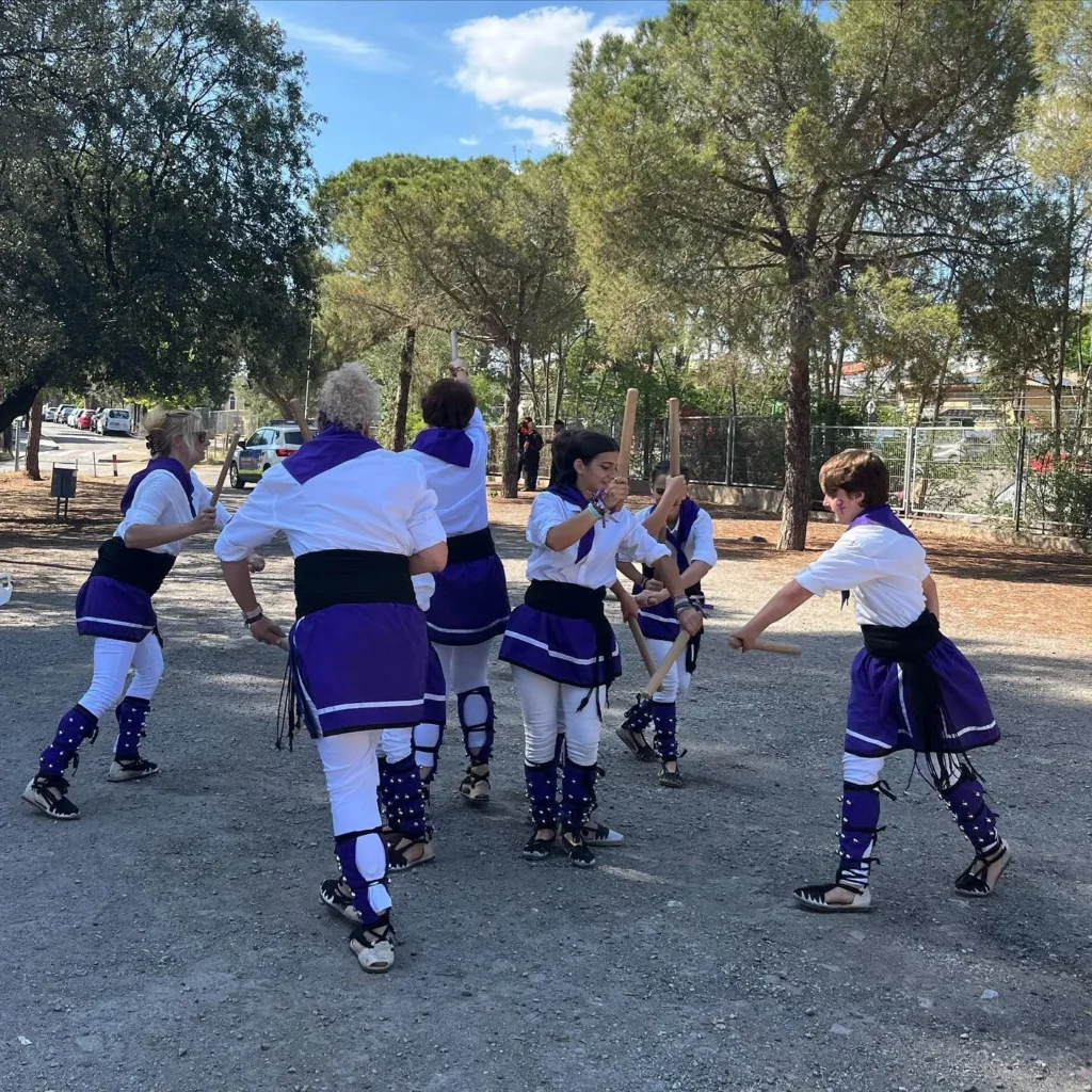 Ens encanta ballar per tot arreu! (foto 4)