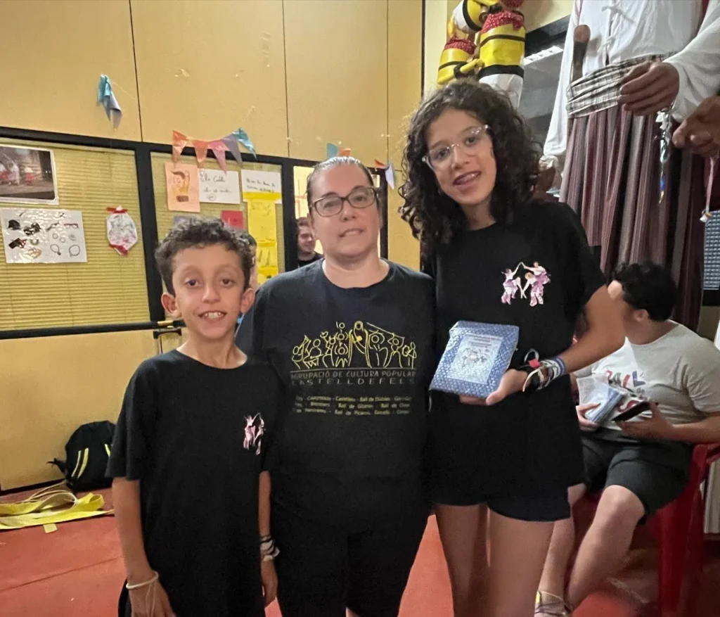 Avui hem participat en la 8a Trobada de de Castelldefels, organitzada… (foto 10)