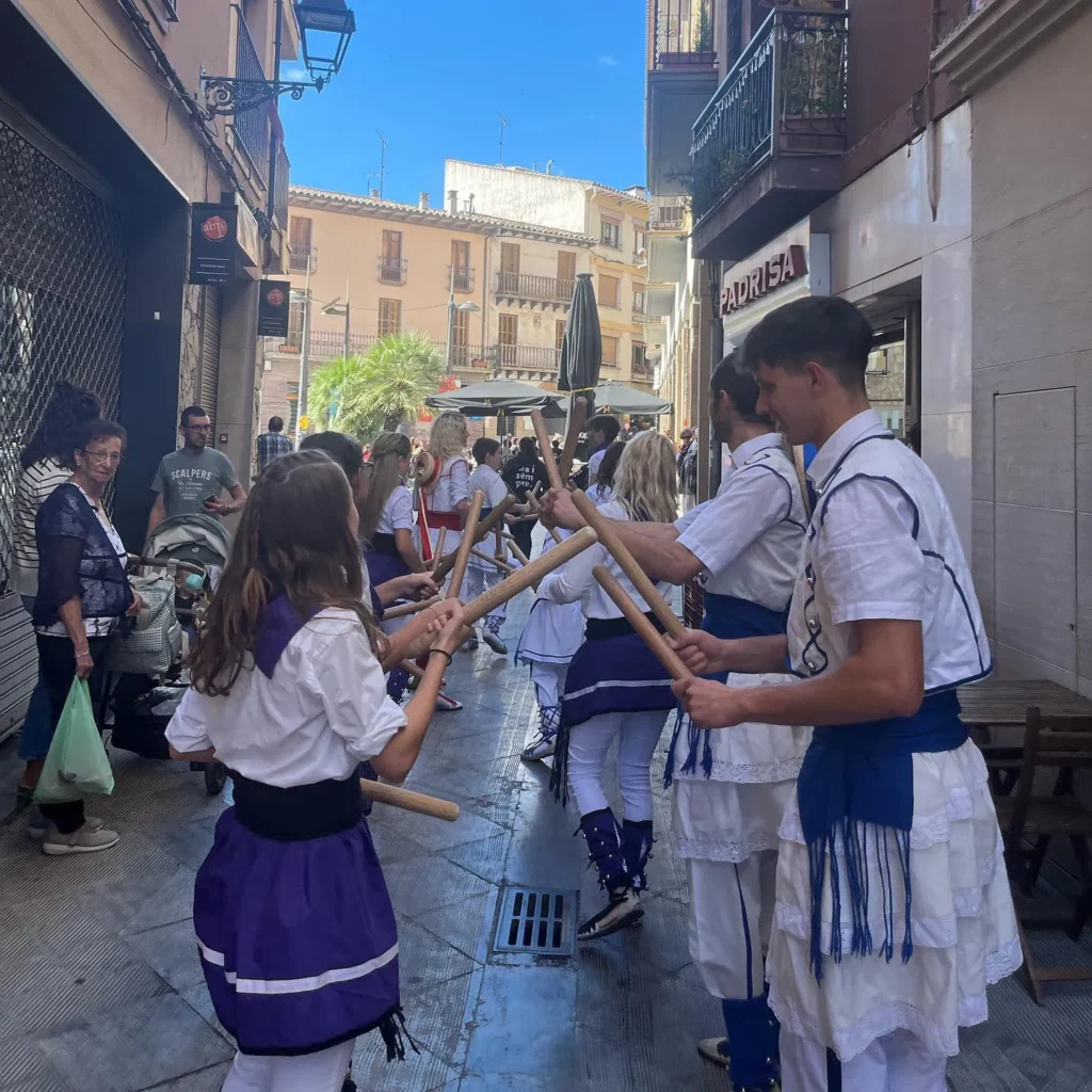Diumenge passat vàrem tornar a ballar a Moià! (foto 7)