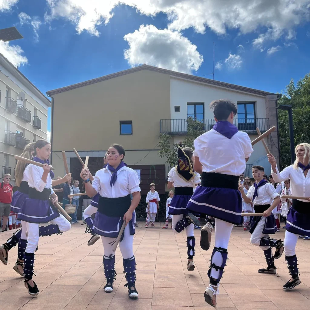 Diumenge passat vàrem tornar a ballar a Moià! (foto 9)
