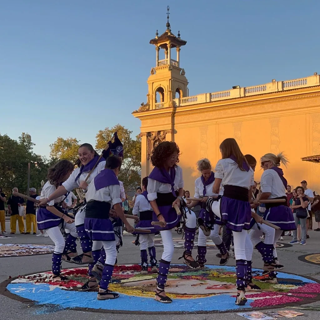 La setmana passada, la i el van ser-hi presents en la segona Trobada… (foto 5)