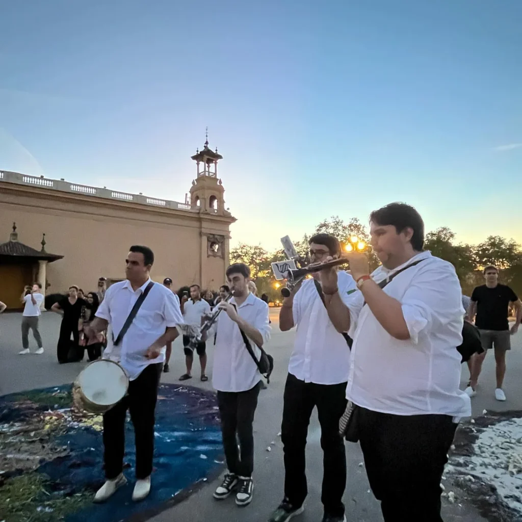 La setmana passada, la i el van ser-hi presents en la segona Trobada… (foto 8)