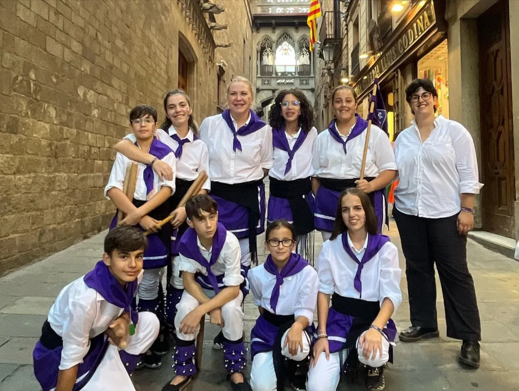 Avui, a través d', i amb l'organització i invitació de i , els grups de… (foto 10)