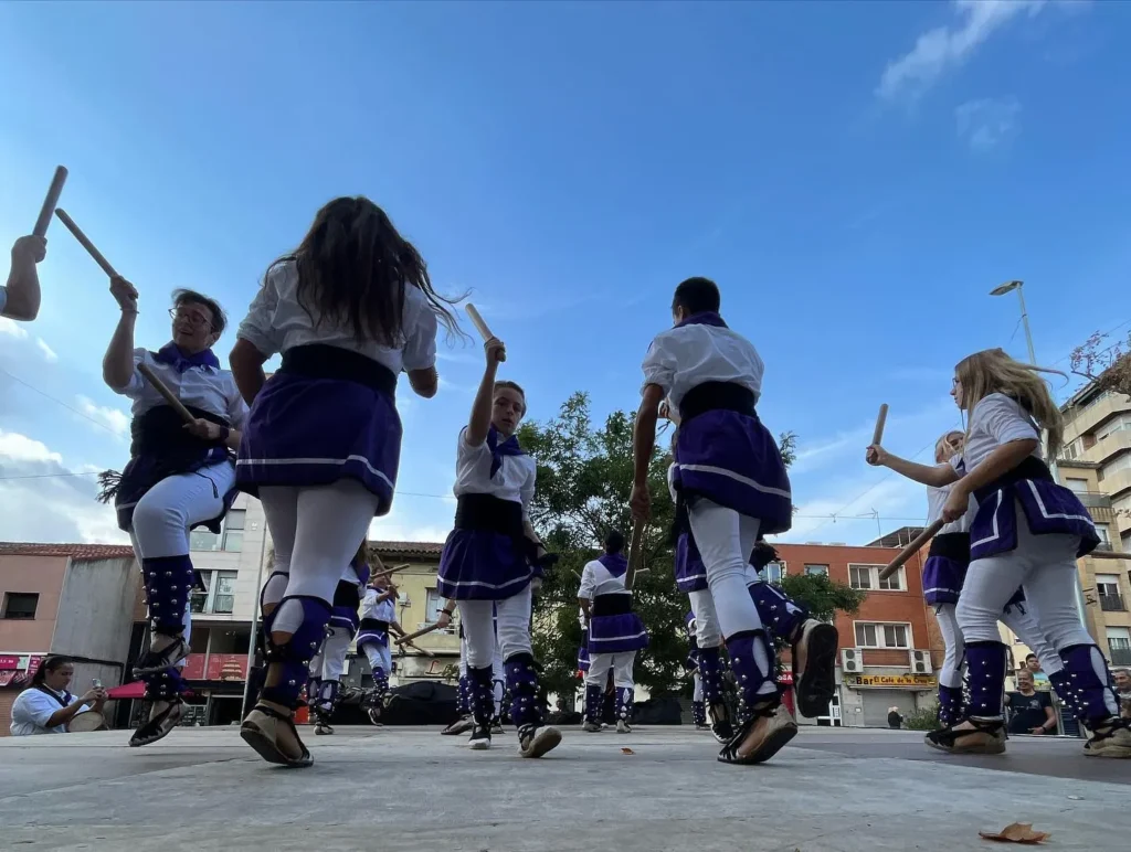 Avui hem participat, conjuntament amb la nostra colla germana del , en… (foto 7)