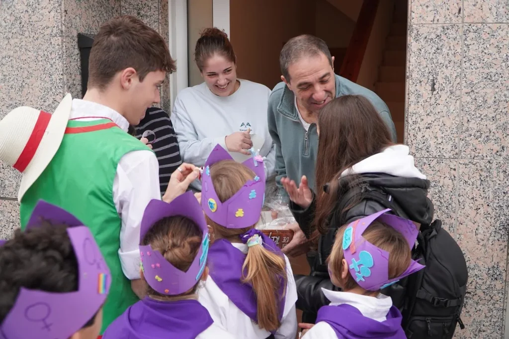 Avui, divendres 5 de gener de 2024, al matí, hem iniciat els actes de… (foto 6)