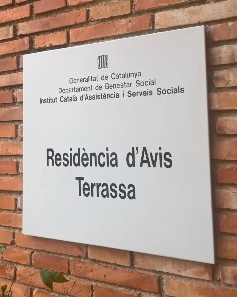 Avui a la tarda, ARA I SEMPRE hem fet una actuació per les i els…