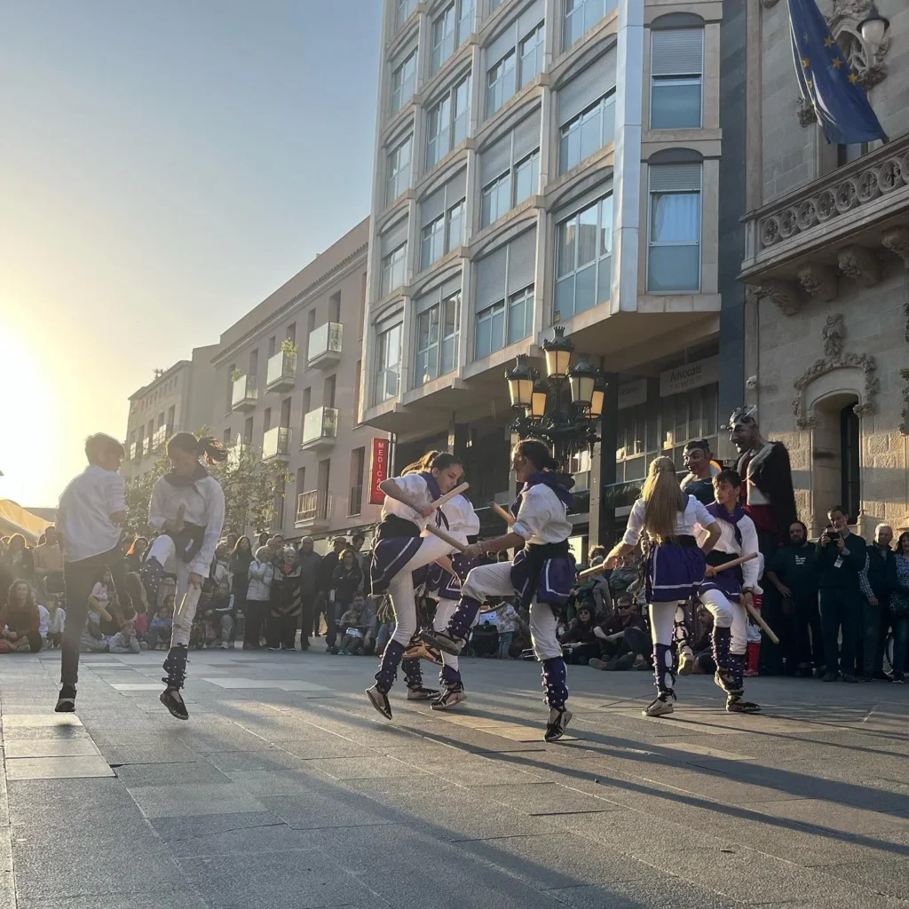 Avui hem ballat a Terrassa, amb motiu de la 43a Diada dels Bastoners de Terrassa (foto 2)