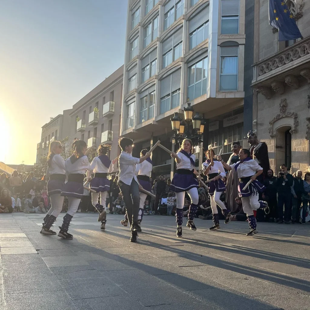 Avui hem ballat a Terrassa, amb motiu de la 43a Diada dels Bastoners de Terrassa (foto 5)