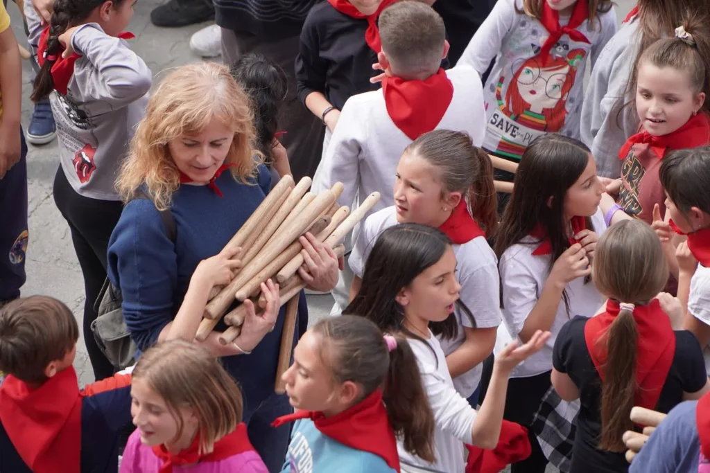Sabeu quina és la sensació que neix quan ajudes a dibuixar un somriure en una cara? (foto 8)