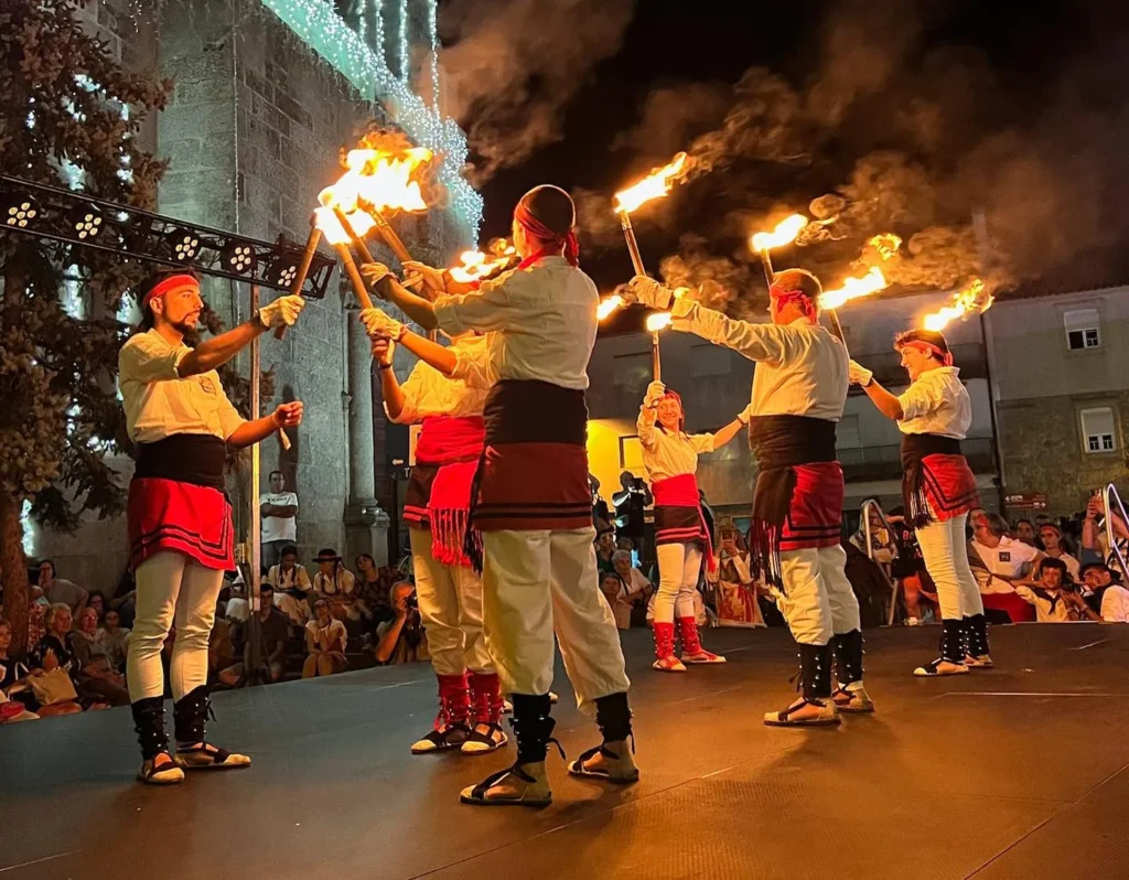 Fa tot just una setmana, diumenge 4 d’agost, vam fer la nostra actuació… (foto 7)