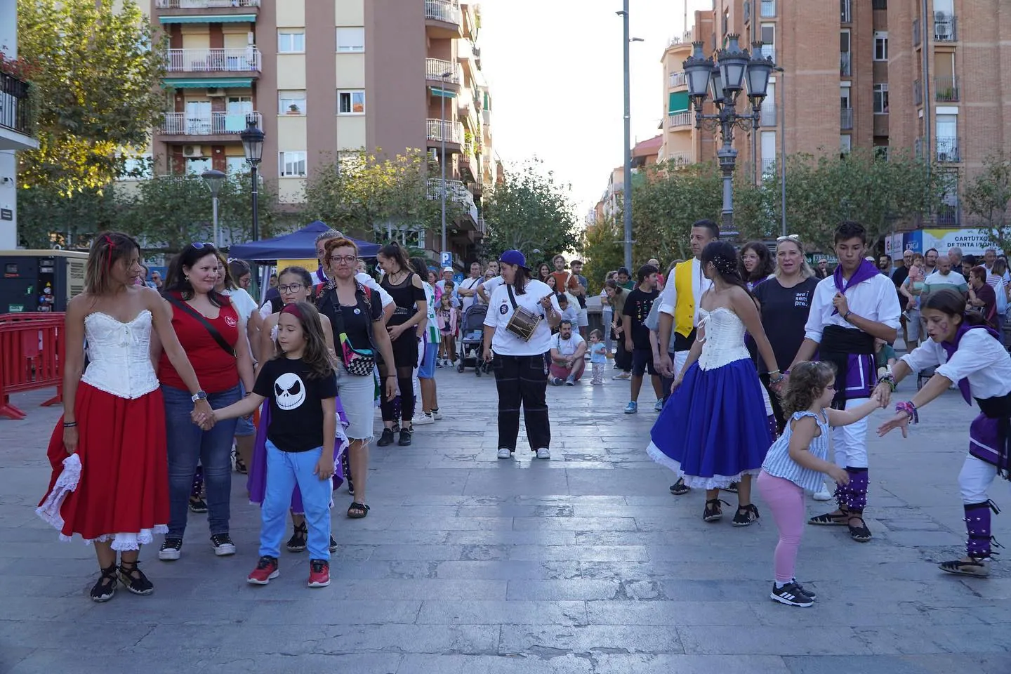 Ahir, , a través del i la , va participar en la VI Mostra de Cervesa…