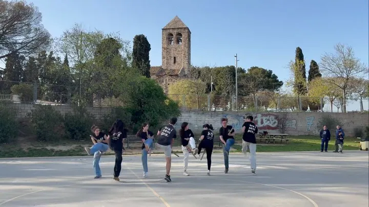 The Tyets + Ball de Bastons = AMOR A PRIMERA OÏDA