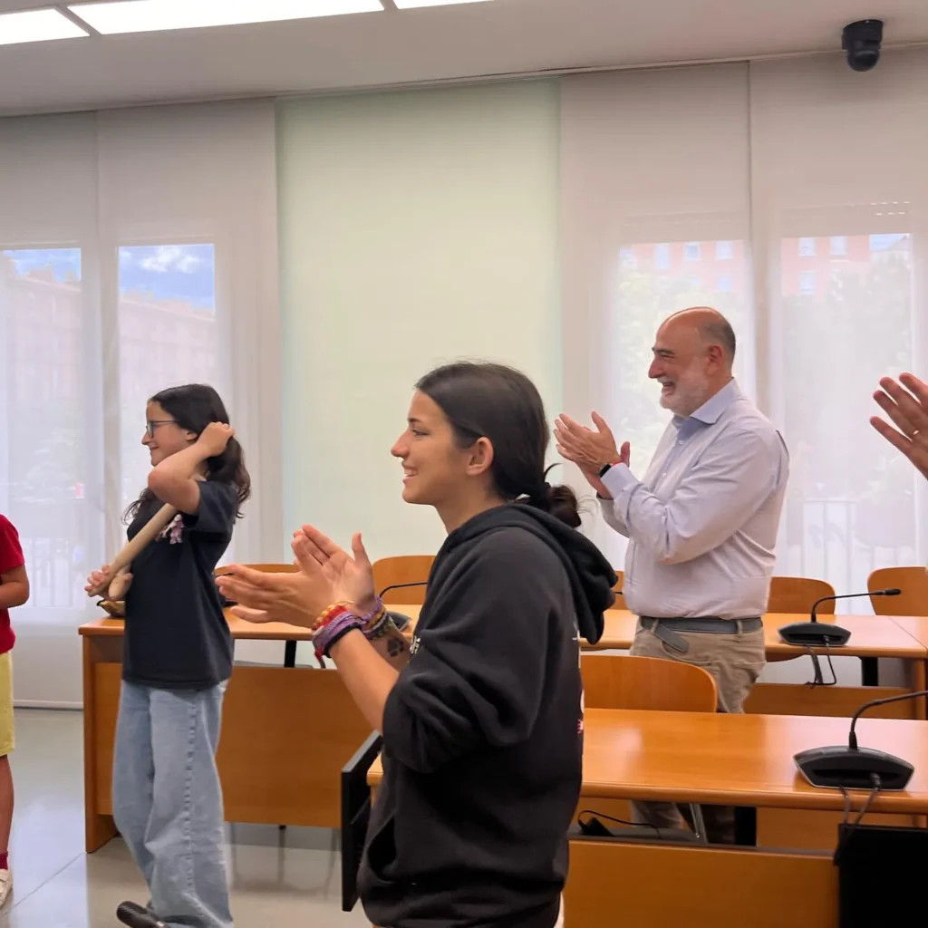 AVUI, A LA SALA DE PLENS DE L’AJUNTAMENT (foto 10)