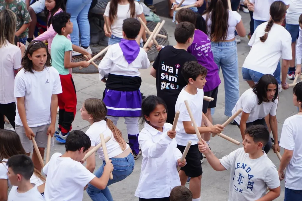 Avui hem viscut la III Trobada d’Escoles Bastoneres de Barberà del Vallès (foto 10)