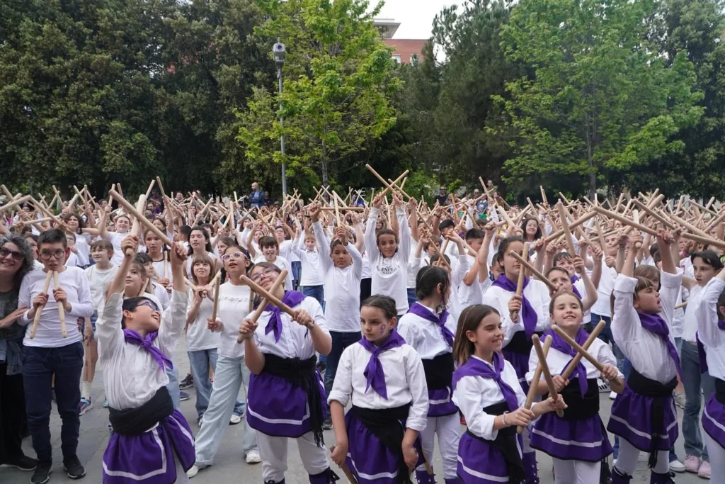 Avui hem viscut la III Trobada d’Escoles Bastoneres de Barberà del Vallès (foto 16)