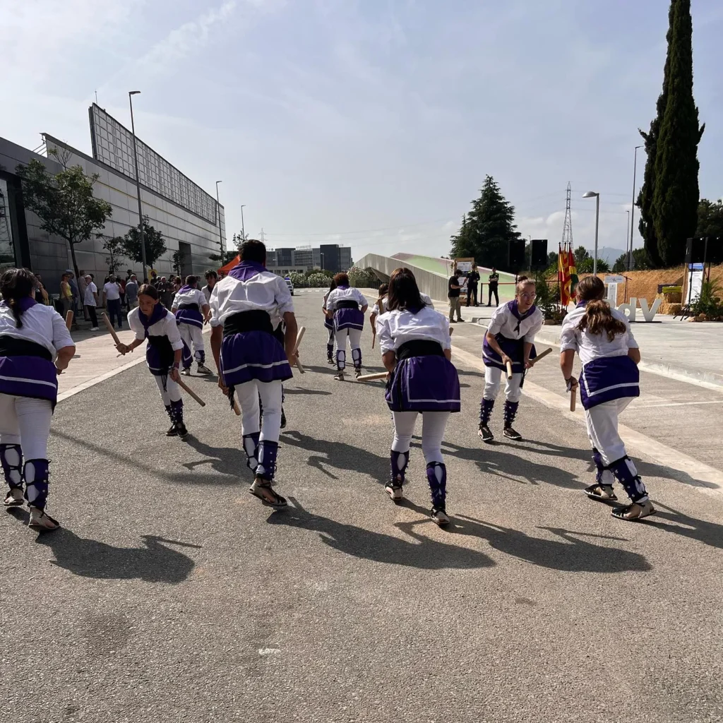 Aquest matí, , a través de la , ha tingut l’honor d’obrir la processó… (foto 4)