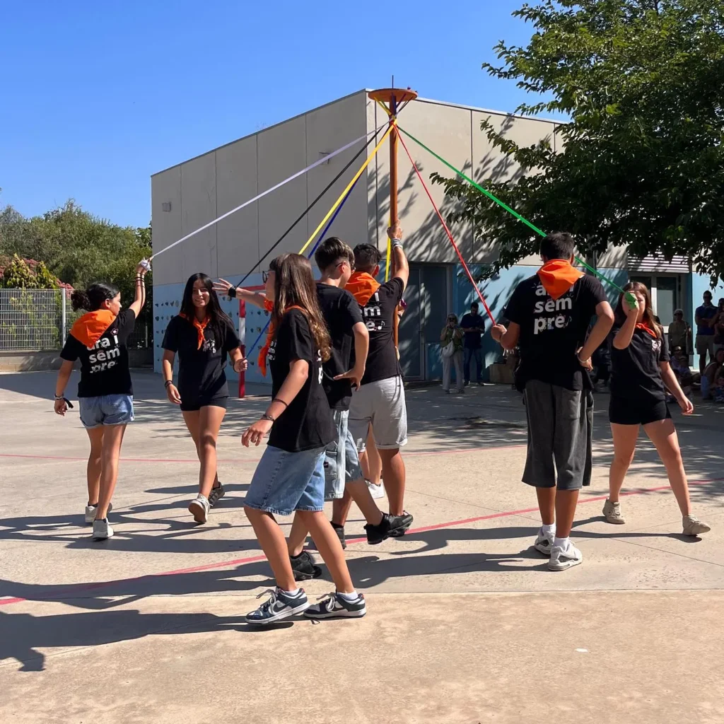 L’aprenentatge entre iguals és una de les nostres màximes (foto 3)