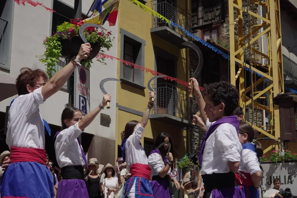 Aquest cap de setmana, ARA I SEMPRE, a través de la Colla Bastonera Les…