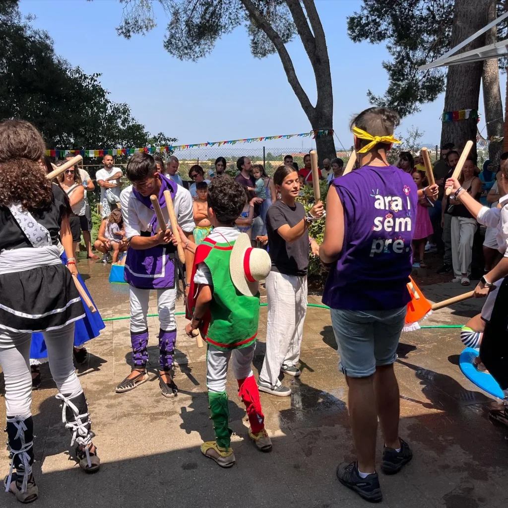 De nou, ARA I SEMPRE ha estat convidat a la festa de fi de curs de la… (foto 4)