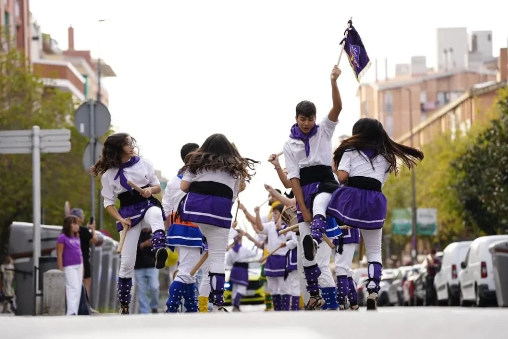 [50 TN] A les set del matí, abans de la sortida del Sol, el grup… (foto 19)