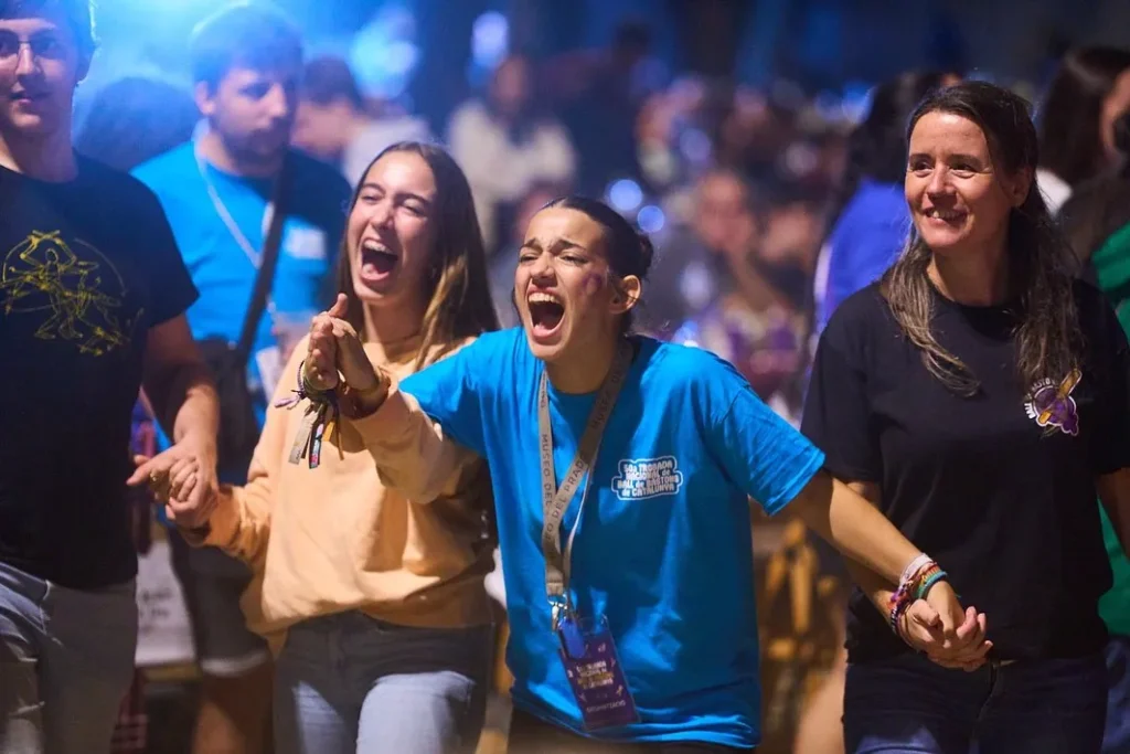 [50 TN] Acabat l’acte central de la 50a Trobada Nacional de Ball de… (foto 11)