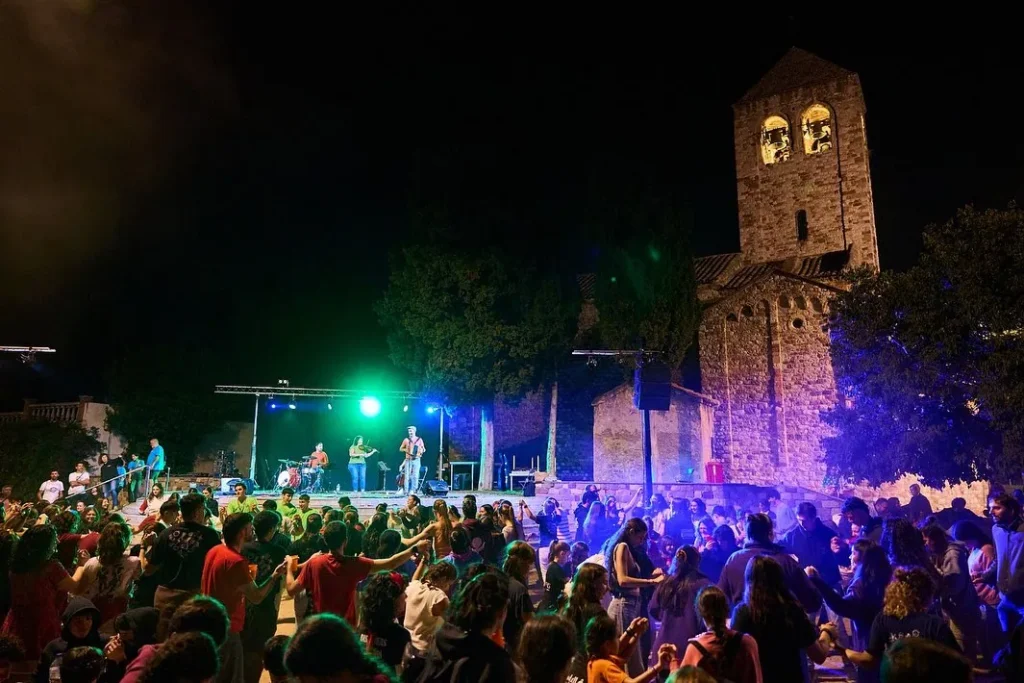 [50 TN] Acabat l’acte central de la 50a Trobada Nacional de Ball de… (foto 3)