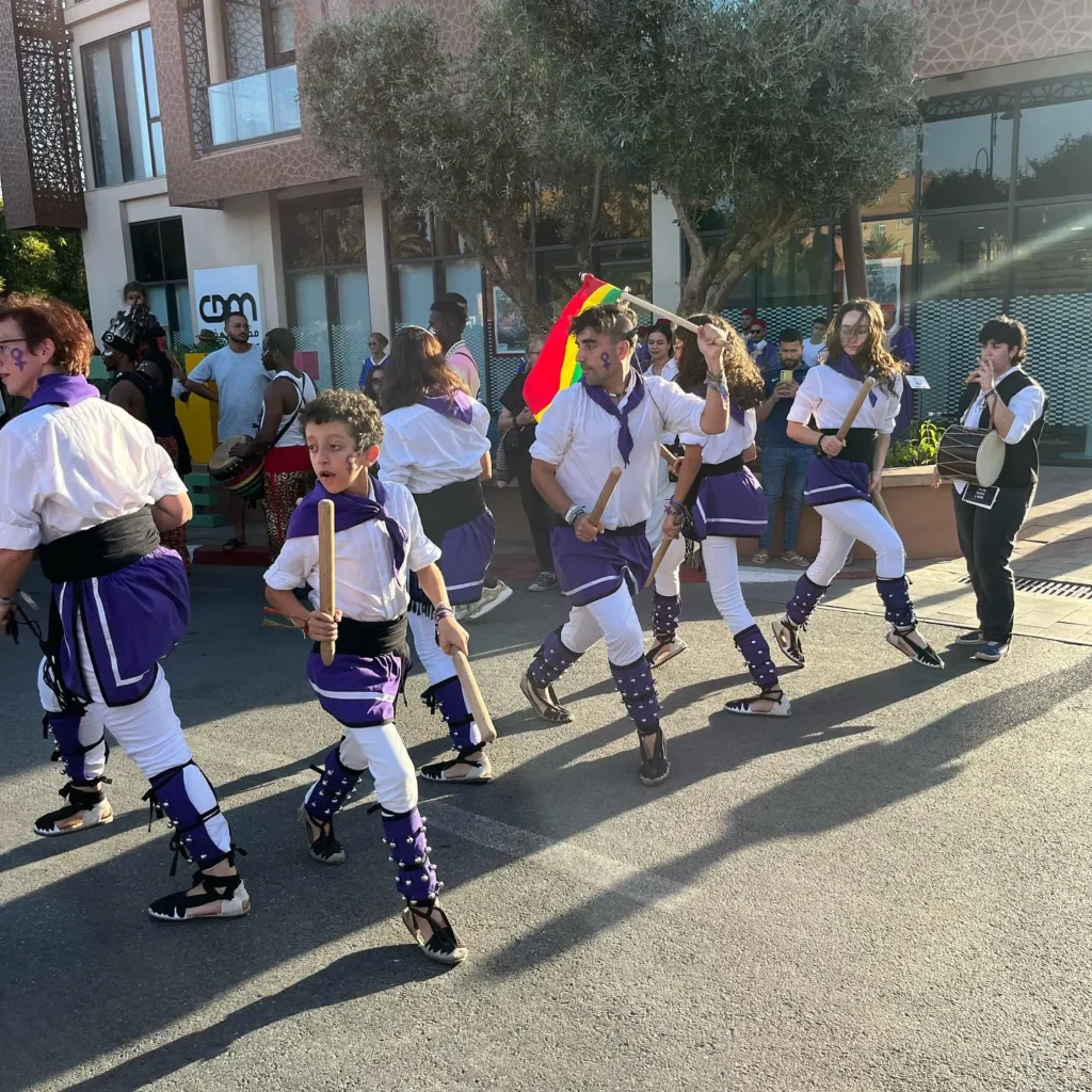Tercer dia de la Colla Bastonera Les Romanes - ARA I SEMPRE en el Marrakech Folklore Days! (foto 12)