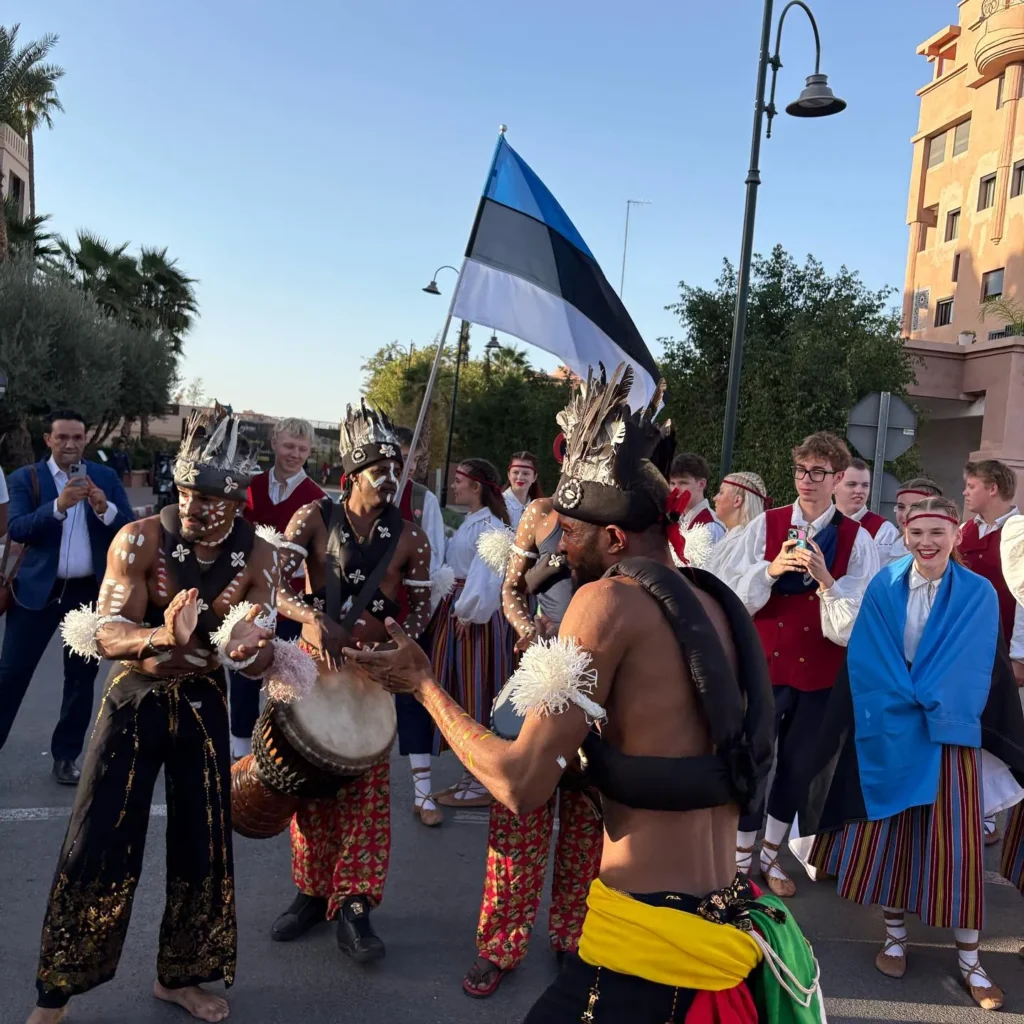 Tercer dia de la Colla Bastonera Les Romanes - ARA I SEMPRE en el Marrakech Folklore Days! (foto 14)