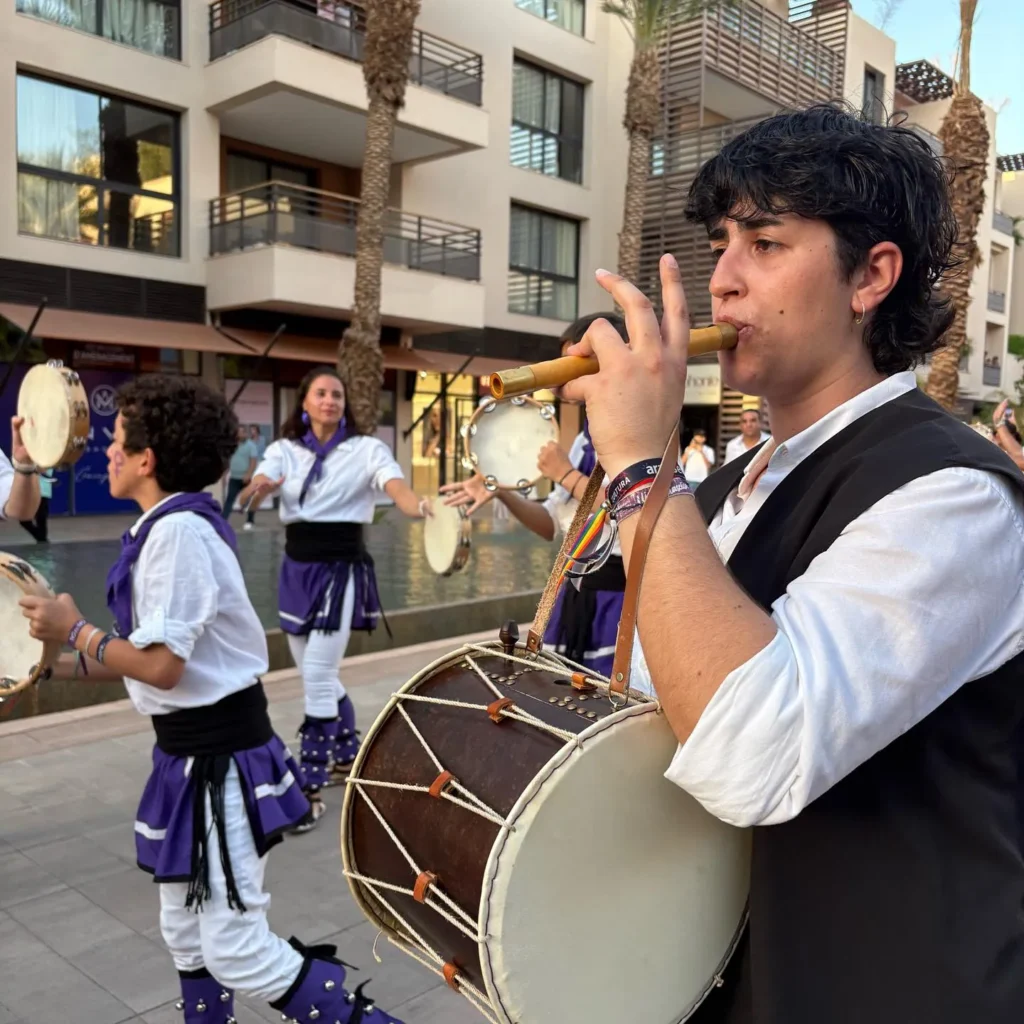 Tercer dia de la Colla Bastonera Les Romanes - ARA I SEMPRE en el Marrakech Folklore Days! (foto 17)