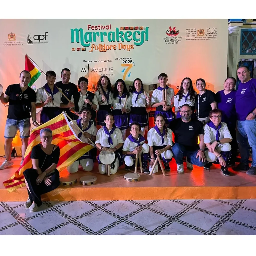Tercer dia de la Colla Bastonera Les Romanes - ARA I SEMPRE en el Marrakech Folklore Days! (foto 20)