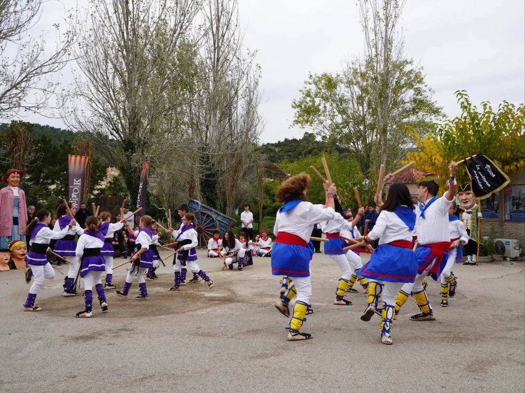 Avui ARA I SEMPRE, a través de la , hem participat en la 3a edició de… (foto 12)