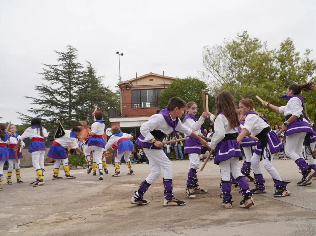 Avui ARA I SEMPRE, a través de la , hem participat en la 3a edició de… (foto 13)