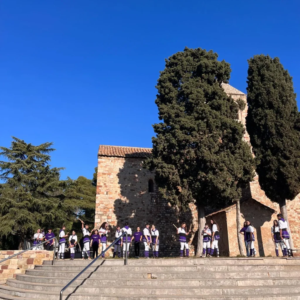 Avui la Plaça Mil·lenari ha tornat a vibrar per La Marató de 3cat! (foto 7)