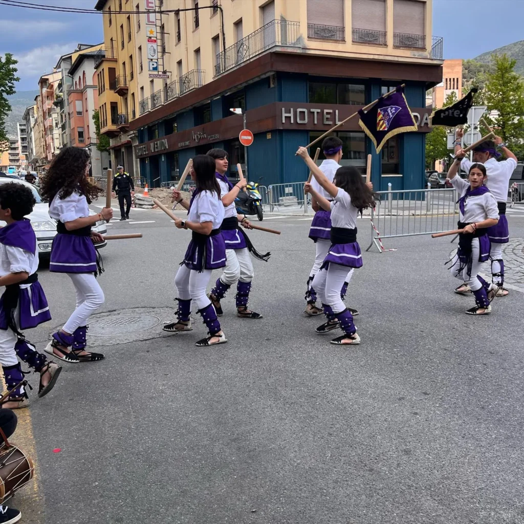 I avui tornem a casa, carregades d’un munt de records, experiències, detalls i somriures (foto 13)