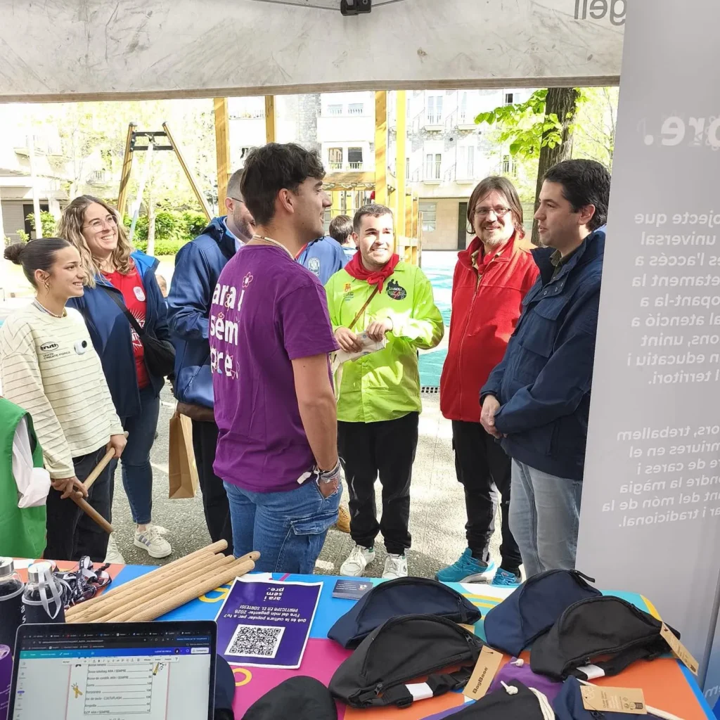 Primera meitat de la 17a Fira del Món Geganter superada! (foto 7)