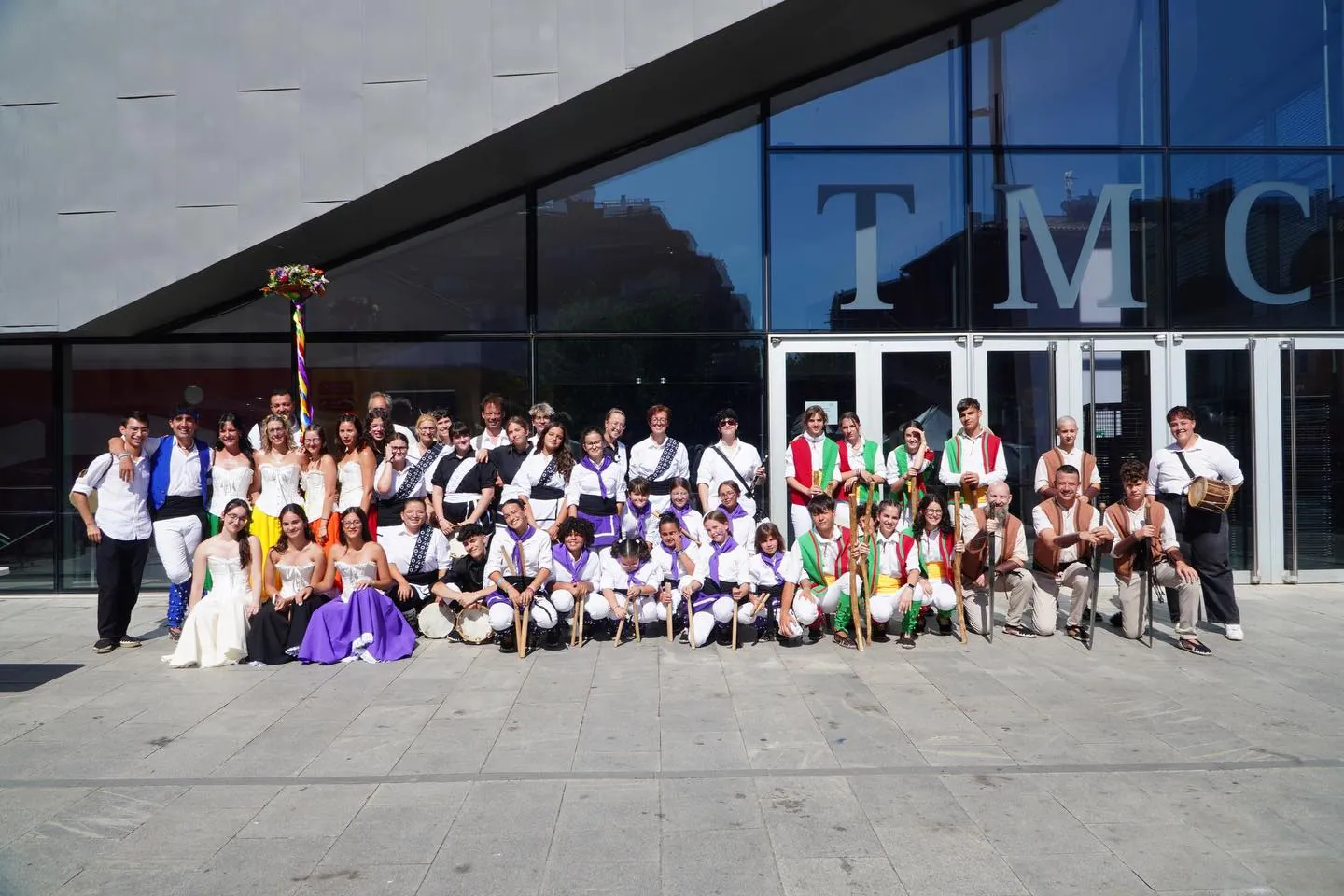 Avui hem tornat a omplir Barberà de cultura popular!