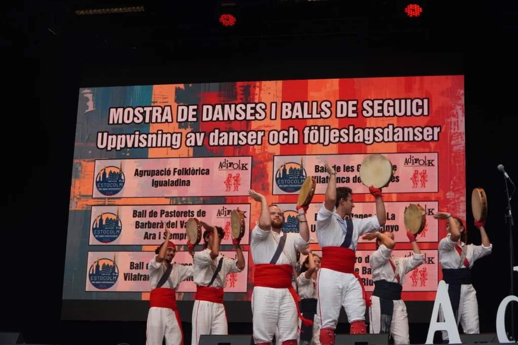 Moments del pas d’ARA I SEMPRE, el nostre pas, pels països nòrdics (foto 7)